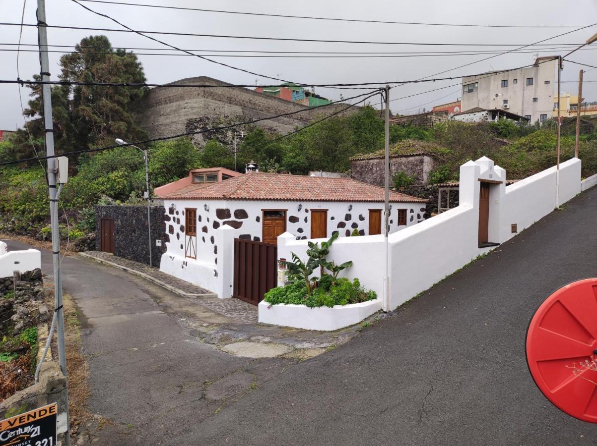 La Fortaleza Erjos-El Tanque Exterior foto